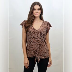 Leopard Print V Neck Top Size Medium